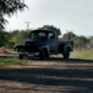 Meet your Posher, Elaina